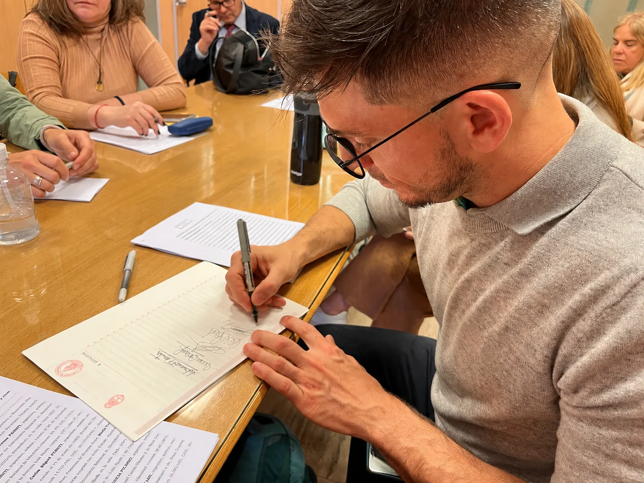 El momento de la firma